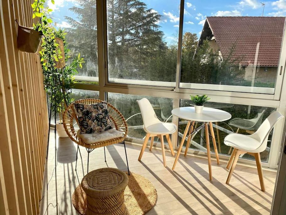The Jungle Studio, Loggia & Parking Dans Residence ロマン・シュル・イゼール エクステリア 写真