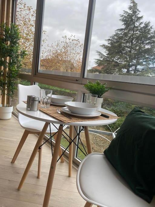 The Jungle Studio, Loggia & Parking Dans Residence ロマン・シュル・イゼール エクステリア 写真